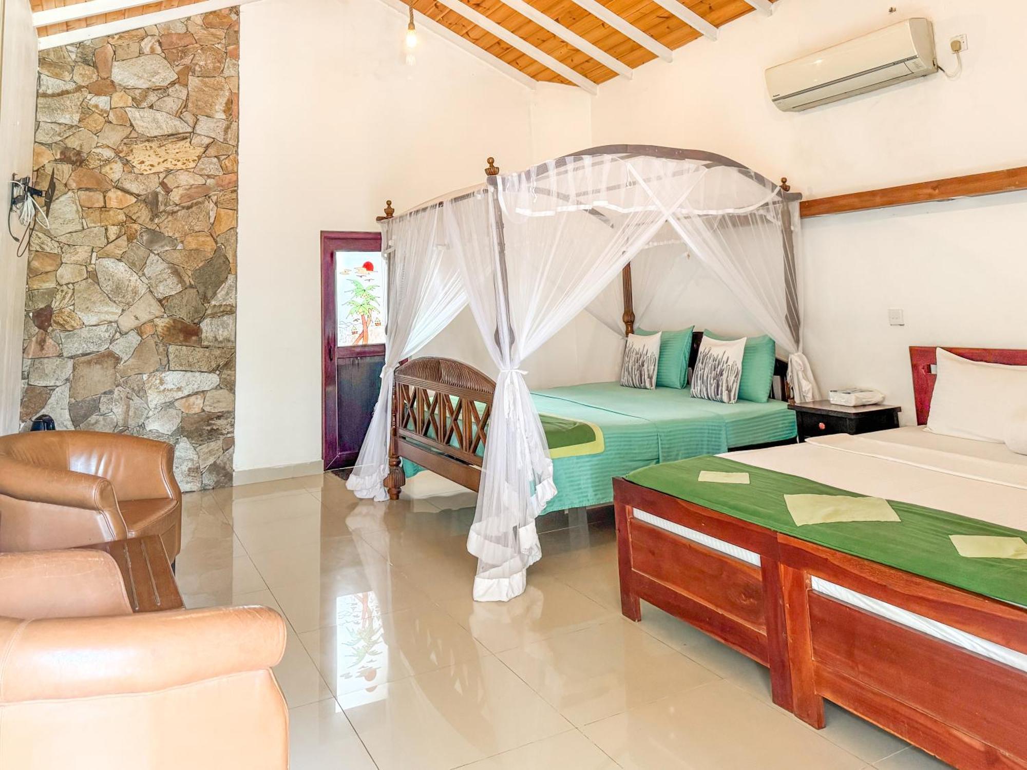 Airport Green Olive Villa Katunayaka Екстериор снимка